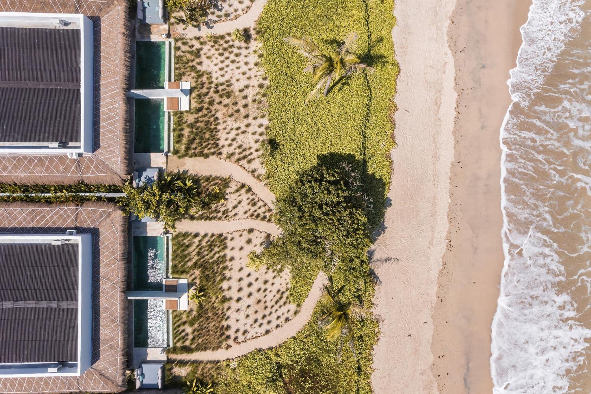 Amber Lombok Beach Resort Selong Belanak Exteriér fotografie